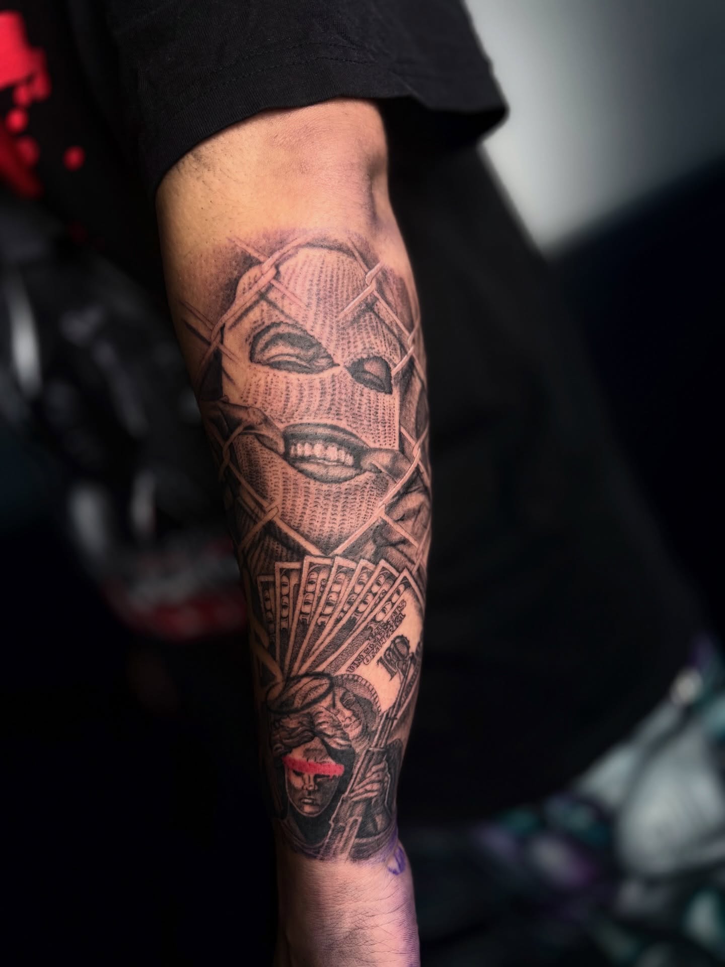 Tatouage Chicanos sur un bras par Nemesys